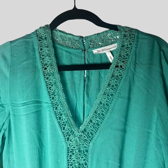 BCBGeneration Turquoise Lace Trim Romper – XS - Picture 2 of 9
